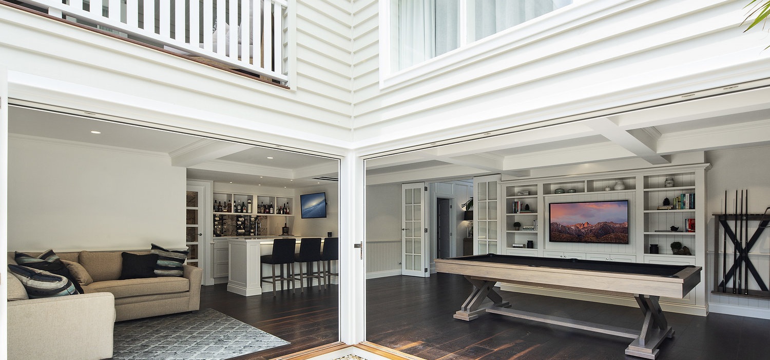 Photography by Carole Margand Splayed Skirting & Architraves